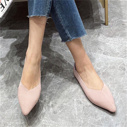 Fashionable Pointed Toe Knit Flats