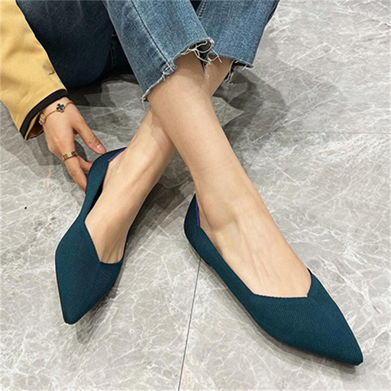 Fashionable Pointed Toe Knit Flats