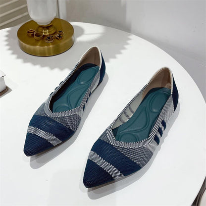 Fashionable Pointed Toe Knit Flats