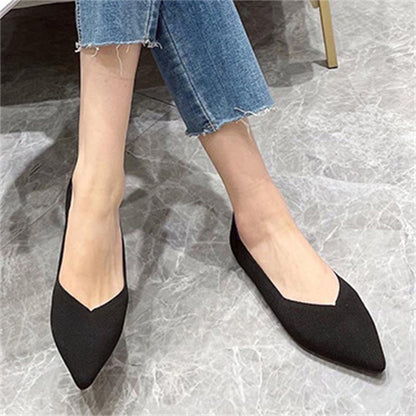 Fashionable Pointed Toe Knit Flats